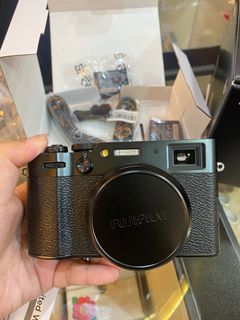 ONHAND! Fujifilm X100VI Camera in Black Noir
