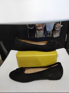 Parisian Women's Black Flat Pumps Doll Shoes Size 7 Izzie