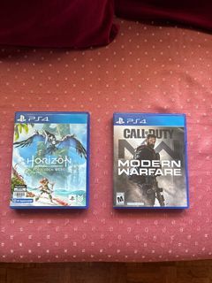 Pre Loved PS4 games  Call Of Duty modern Warfare and Horizon Forbidden West