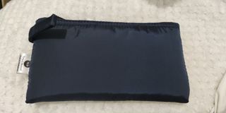 puffer flat zip pouch in color navy