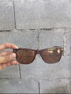 RayBan Wayfarer sunglasses