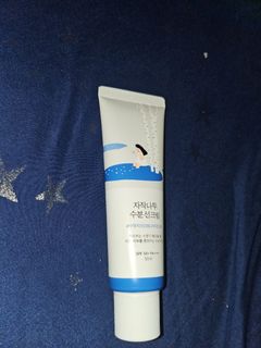 Roundlab sunscreen Dijual | Carousell Indonesia