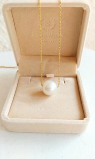 South Sea Pearl Floating Necklace 18k yg