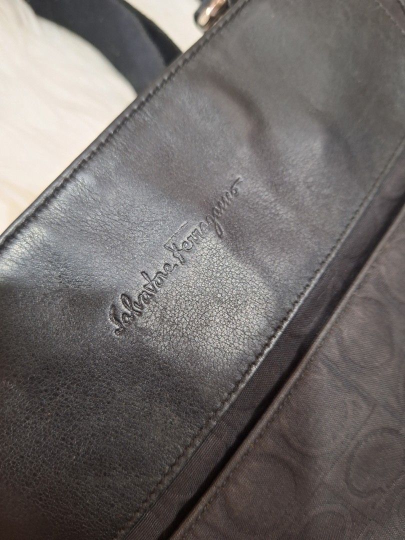 Salvatore Ferragamo crossbody (Category: Luxury Bags & Wallets) located in Tagum. Submitted by ynez.luxurypicksph (Listing ID 1303888072, Image 3). Description: preloved Japan small with minimal signs of usage authentic.