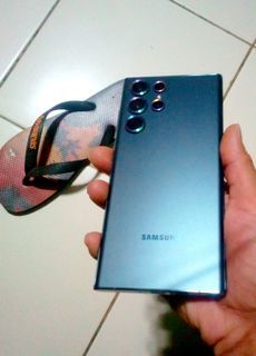 Broken LCD Samsung Galaxy  S22 Ultra 5G 12GB/256GB Green Openline both sim