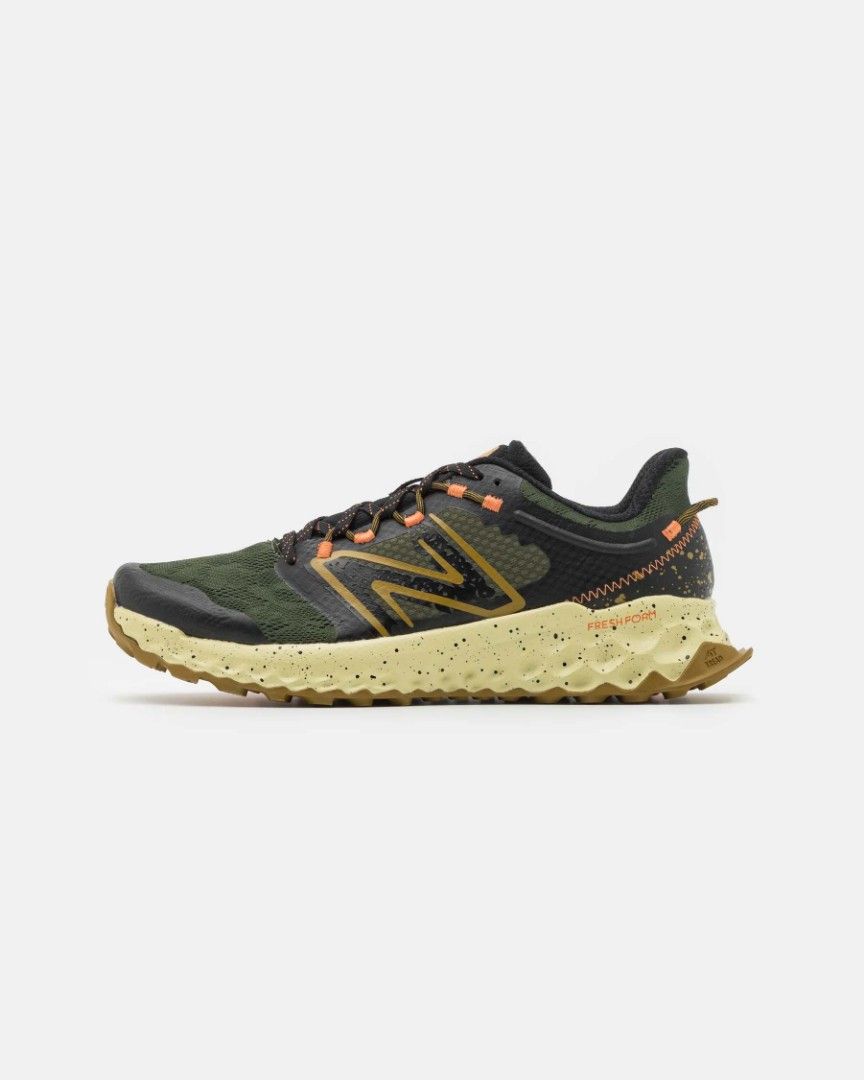 Sepatu trail running new balance outlet