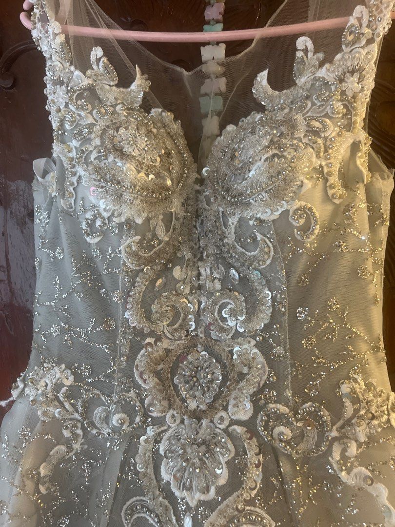 Silver Ball Gown with Petticoat (Category: Evening dresses & gowns) located in Quezon City. Submitted by loveikit (Listing ID 1303833762, Image 2). Description: Fits XS-M Worn once for Prom Good as new ✨ Model is an XS Slightly negotiable.