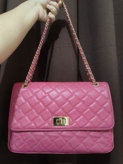 Sisley pink shoulder sling quilted bag