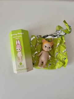 （分類：）位於 。 由 strxwbrey 提交（商品編號 1303837696，圖片 1）。簡介： 。