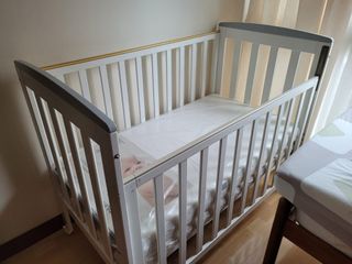 (Category: ) located in . Submitted by helloparis (Listing ID 1303758221, Image 1). Description: .