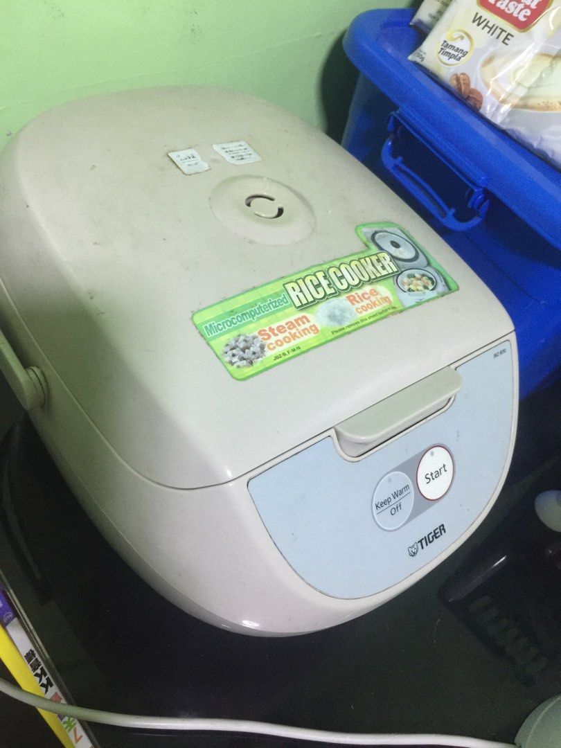 Tiger brand rice cooker (Category: Cookers) located in Quezon City. Submitted by aj0616 (Listing ID 1303781133, Image 1). Description: .