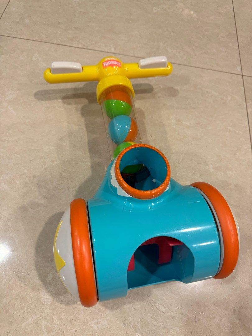 Tomy Toomies Ball Popper
