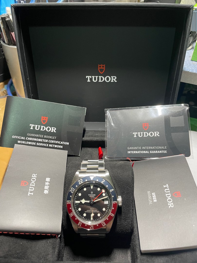 Tudor black bay GMT