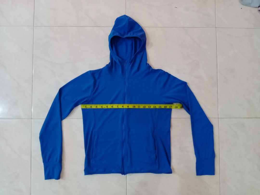 Uniqlo AIRISM UV PROTECTION MESH HOODIE Women s Fashion Activewear on Carousell