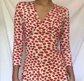 Vintage retro coquette French wave red lipstick kiss print dress