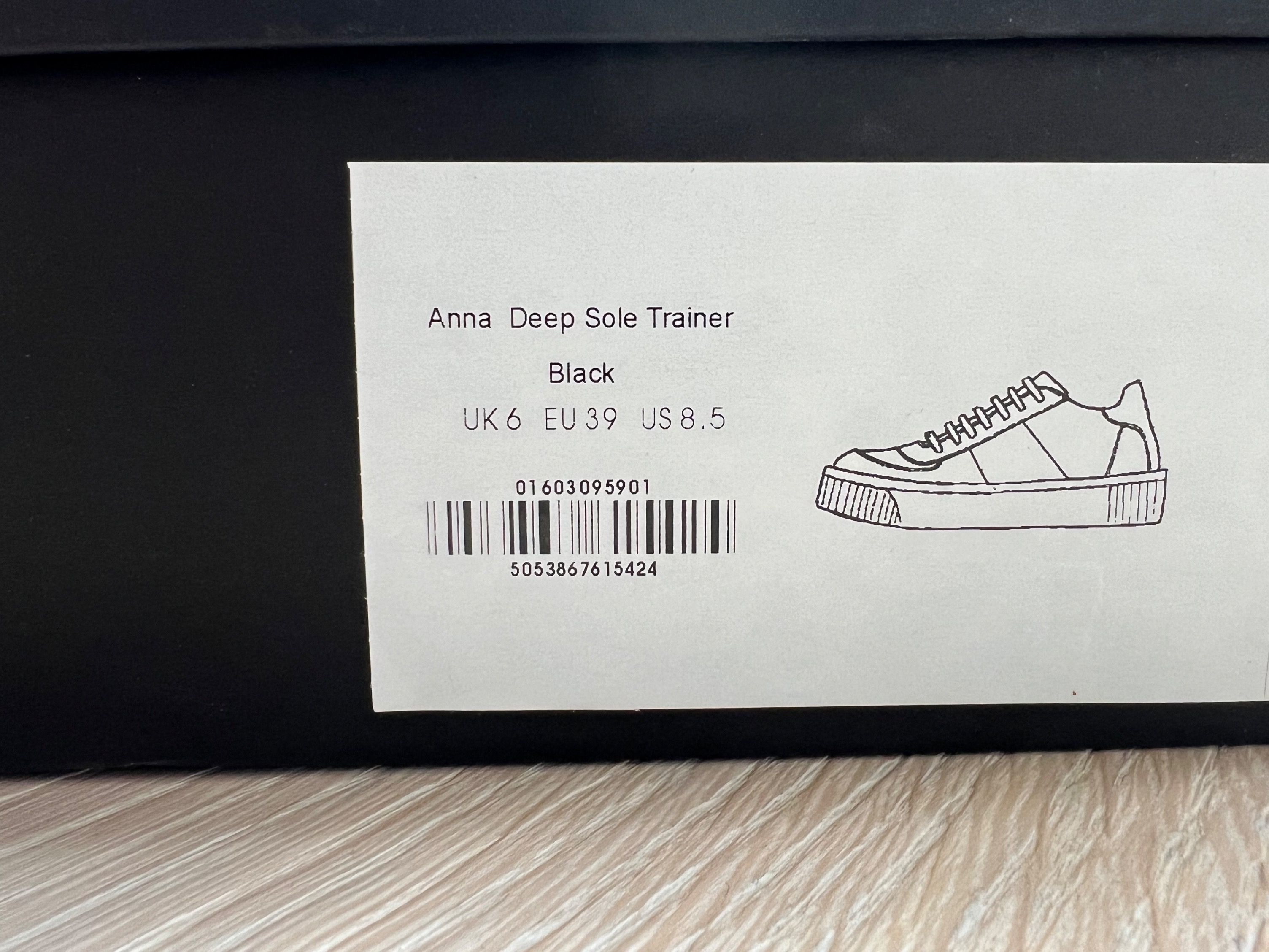 BRAND NEW IN BOX Whistles Anna Deep Sole Trainer Size UK 6 EU39 US 8.5