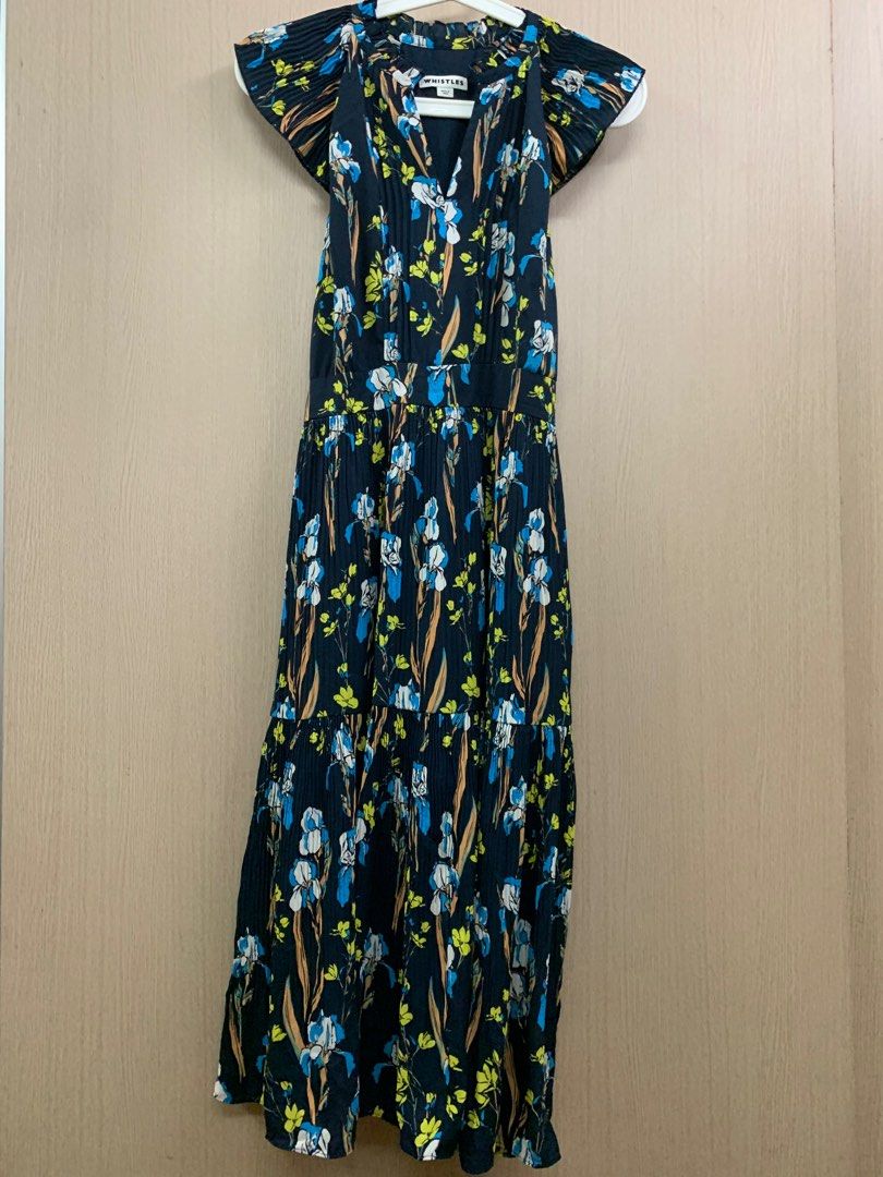 Whistles Printed Maxi dress (Category: Dresses) located in Manila. Submitted by hedkandi (Listing ID 1303759724, Image 1). Description: Printed Maxi Dress Fits small-medium.