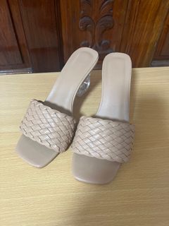 Women’s Sandals/Slip on, size 36