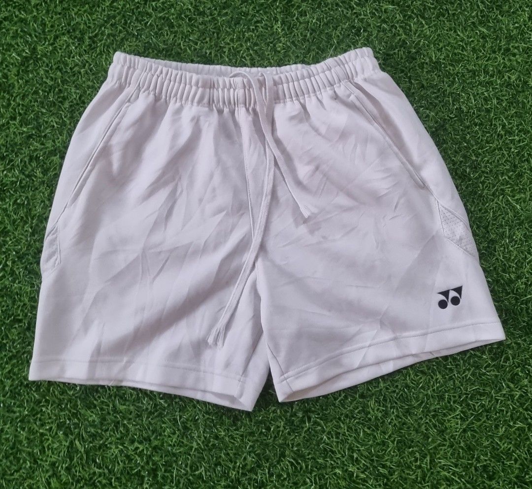 Yonex, Men's Fashion, Bottoms, Shorts on Carousell
