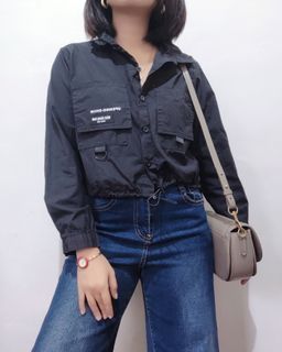 2 FOR 500 - BLACK CAUSAO BUTTON DOWN LONG SLEEVES BLOUSE WITH CARGO POCKETS SMALL 032403