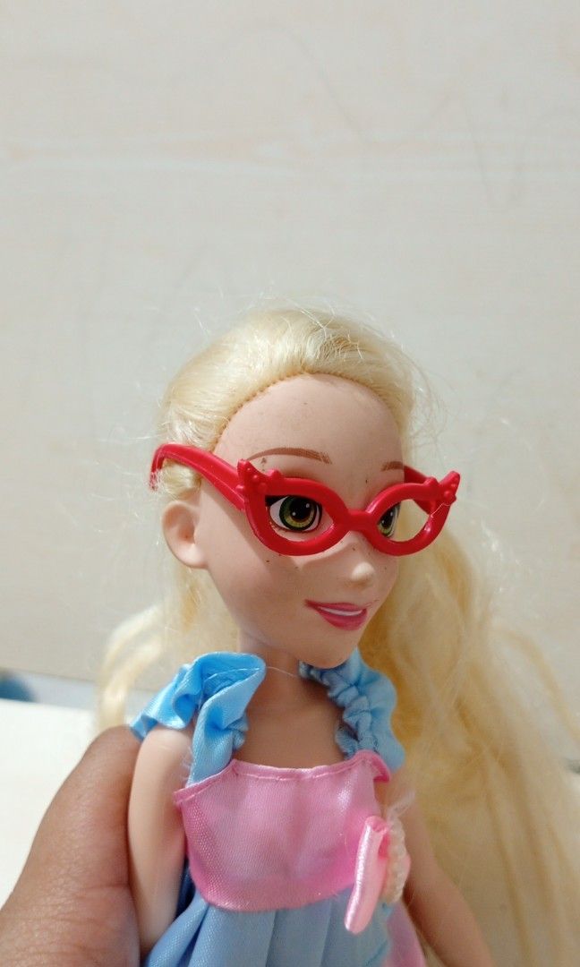 2pcs red eyeglasses for barbiedolls (Category: Sunglasses & Eyewear) located in Echague. Submitted by manikaisabelavarietyshop (Listing ID 1303964887, Image 3). Description: P20 2pcs red eyeglasses for barbiedolls.