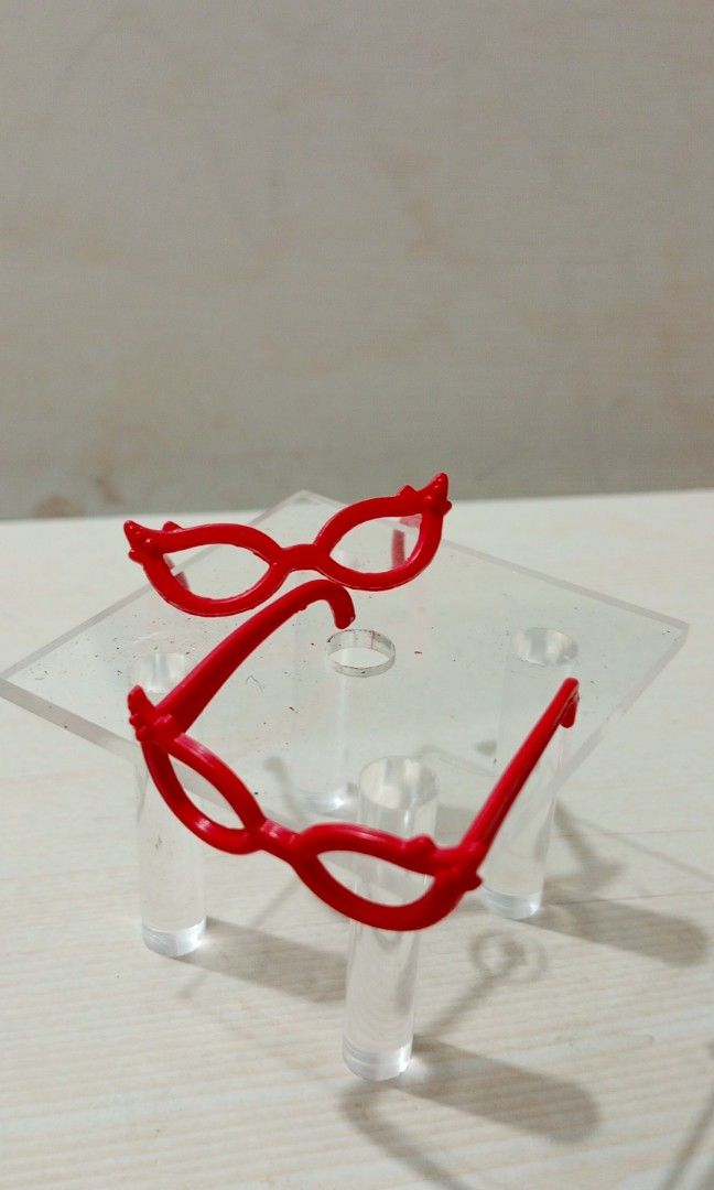2pcs red eyeglasses for barbiedolls (Category: Sunglasses & Eyewear) located in Echague. Submitted by manikaisabelavarietyshop (Listing ID 1303964887, Image 2). Description: P20 2pcs red eyeglasses for barbiedolls.