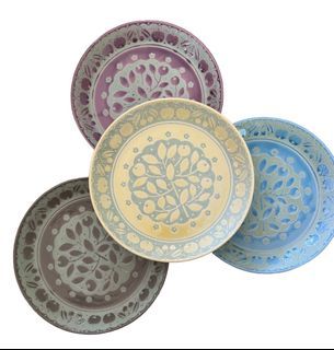 4 cute Japan stoneware plates
