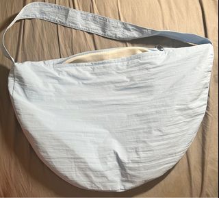 （分類：）位於 。 由 itzlazyyyyyyy 提交（商品編號 1304078688，圖片 1）。簡介： 。