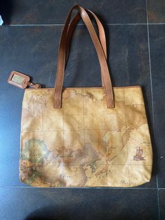 （分類：）位於 。 由 Shwong 提交（商品編號 1303939306，圖片 1）。簡介： 。