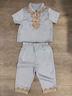 (Category: ) located in . Submitted by goodclothez (Listing ID 1304078795, Image 1). Description: .