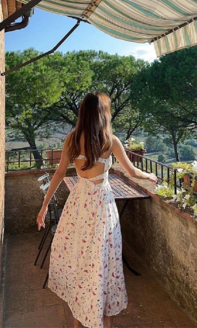 Backless Resort Floral Dress, Women's Fashion, Dresses & Sets, Dresses on  Carousell