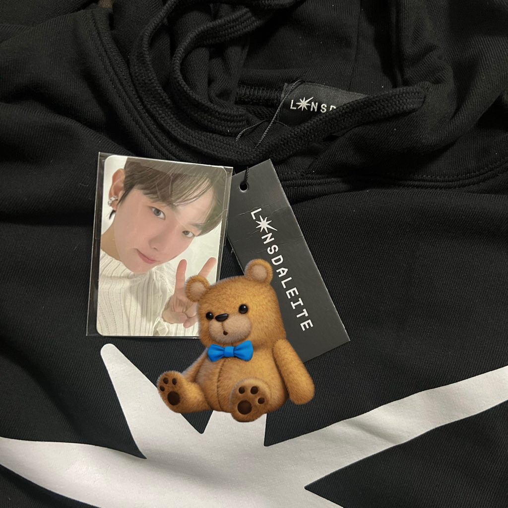 baekhyun_lonsdaleite_hoodie_md