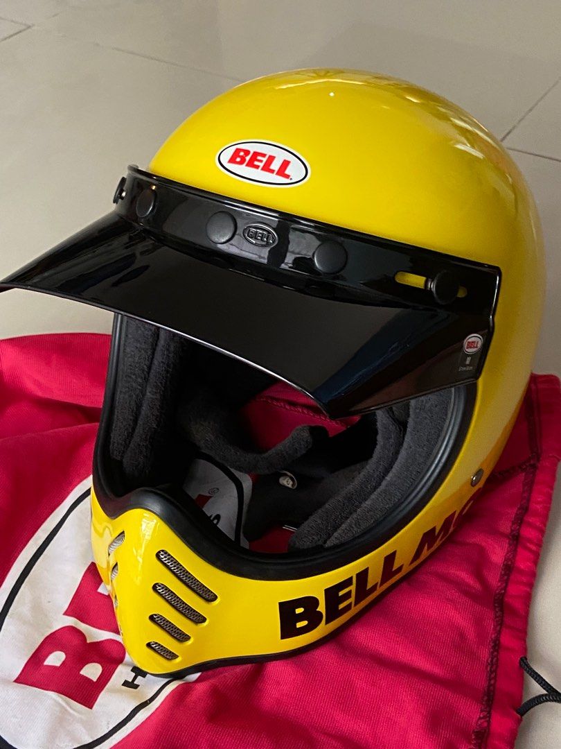 Bell moto yellow