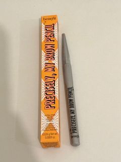 Benefit Precisely my brow Pencil (shade 3 - warm light brown)