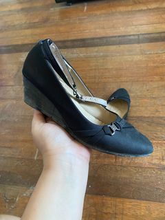 Black Shoes - 6us 23cm