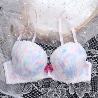 （分類：）位於 。 由 murielli 提交（商品編號 1303937763，圖片 1）。簡介： 。