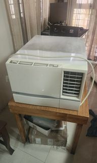 Carrier iCool 1.0HP Window Type Aircon w/ Timer WCARH010EC