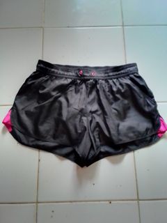 (Kategori: ) berada di . Dikirim oleh putrihawe (ID iklan 1303936401, Gambar 1). Deskripsi: .