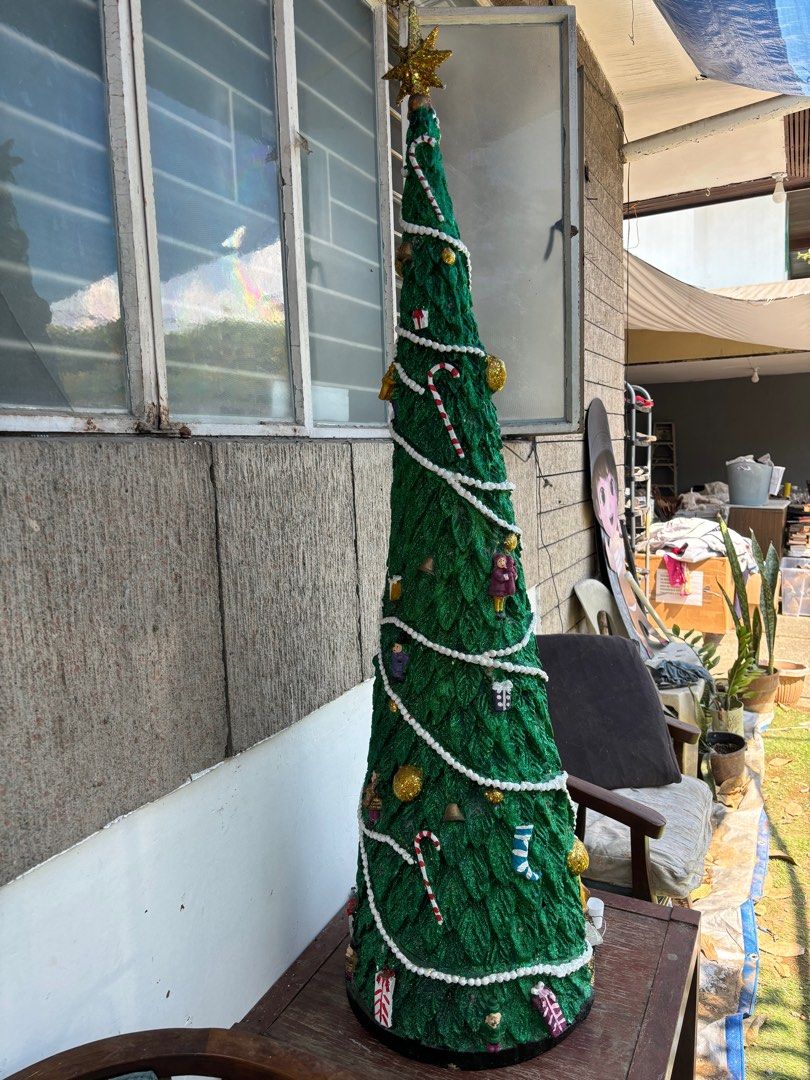 Christmas tree (Category: Other Home Decor) located in Paranaque City. Submitted by ringringms (Listing ID 1304031433, Image 1). Description: Minimalist Christmas tree with lights. Nice and attractive. SF c/o the buyer.