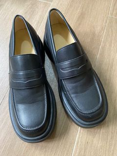 Chunky Loafers (Hue Manila Scout Noir)