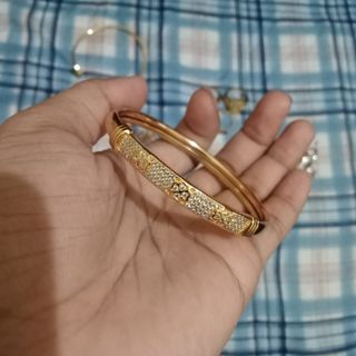 (Kategori: ) berada di . Dikirim oleh preloved.alip (ID iklan 1303953451, Gambar 1). Deskripsi: .