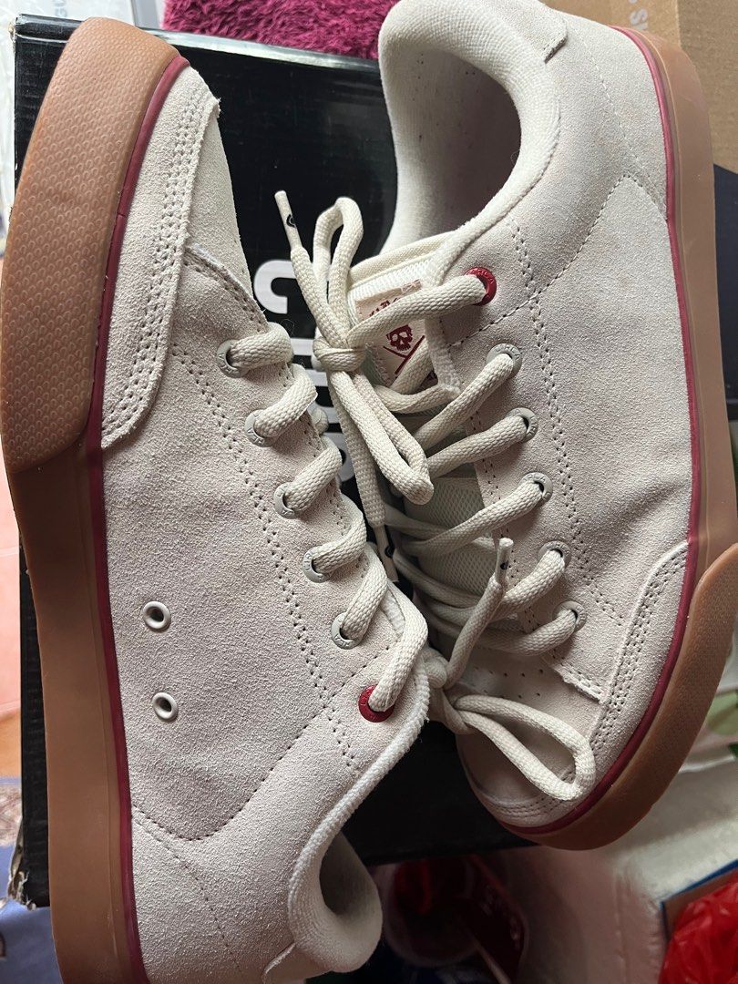 Circa AL 50 Pro US 12 skate shoe Natural Red Men s Fashion Footwear Sneakers on Carousell
