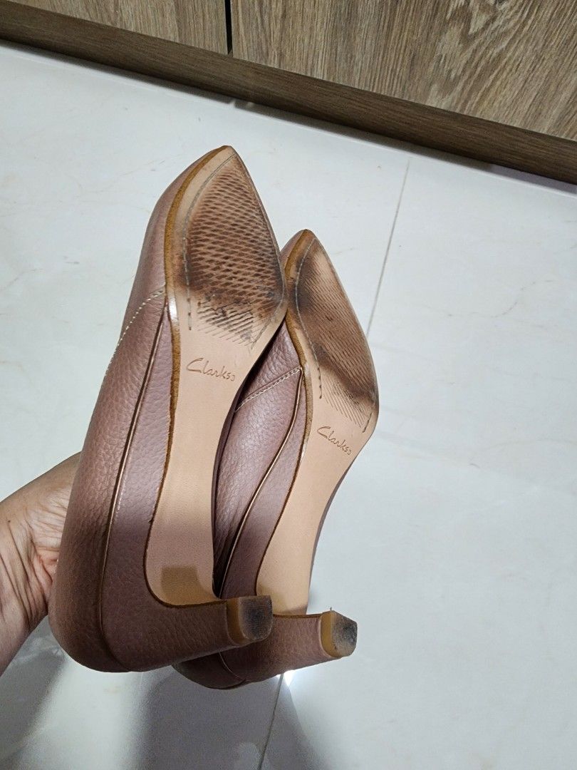 Clarkes heels rose gold nude