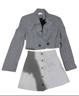 Cropped blazer coat with skirt