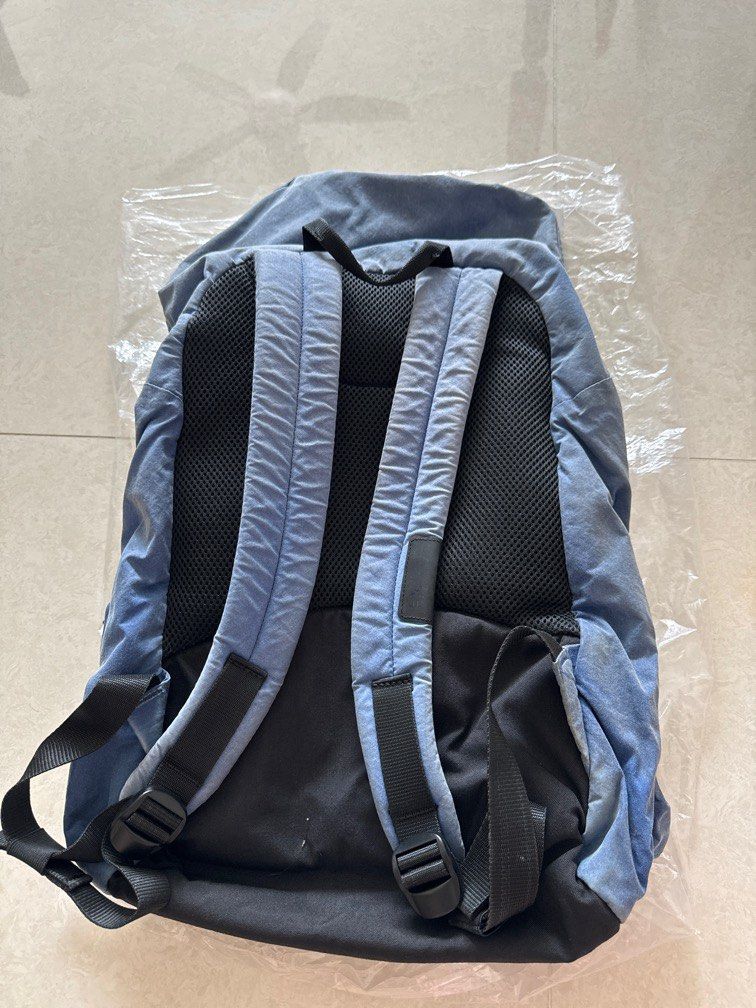 Crumpler waxed canvas top