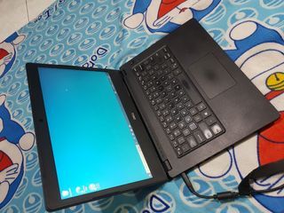 Dell laptop i5 6th gen 16gb ram 256gb ssd0