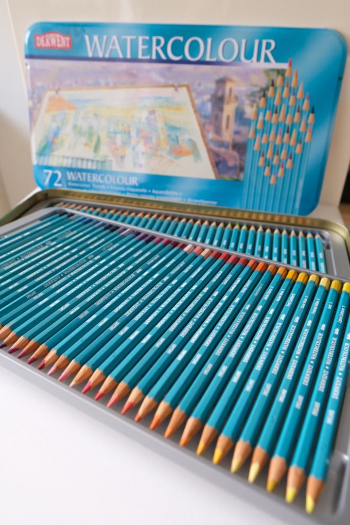 DERWENT水性色鉛筆72色鐵盒裝, 書籍、休閒與玩具, 文具、藝術、手工藝 