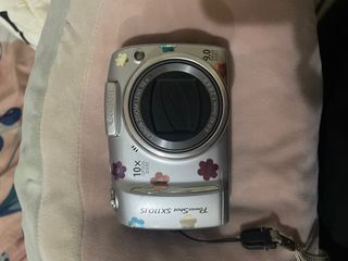 Digital Camera (Canon powershot sx110 is)