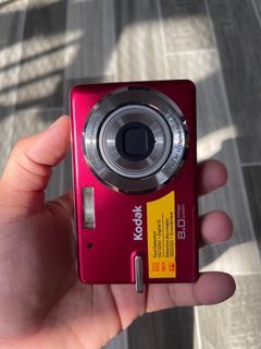 Digital Camera (Kodak Easyshare M883 8MP)