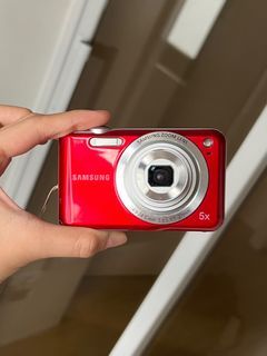 Digital Camera (Samsung ES65 — Red)